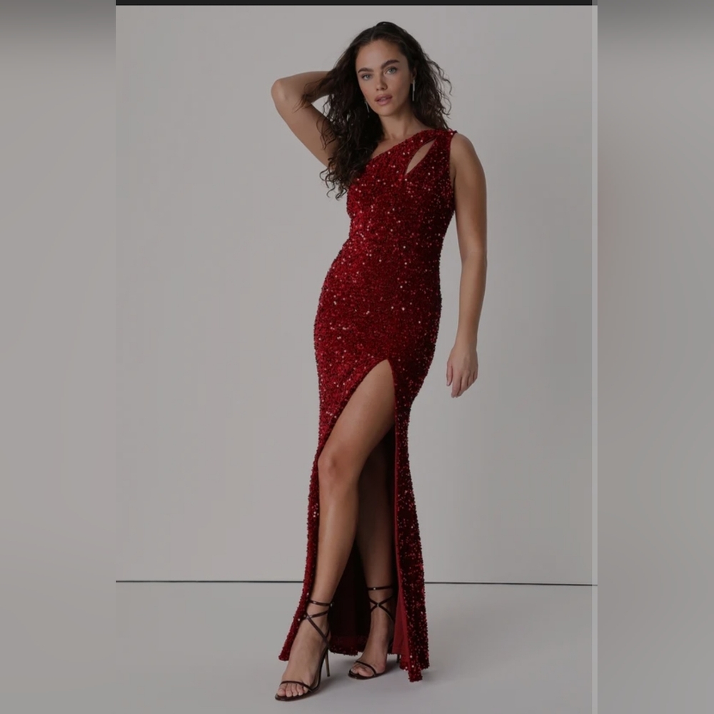 ❤️NWT Lulu's red sequin dress💃